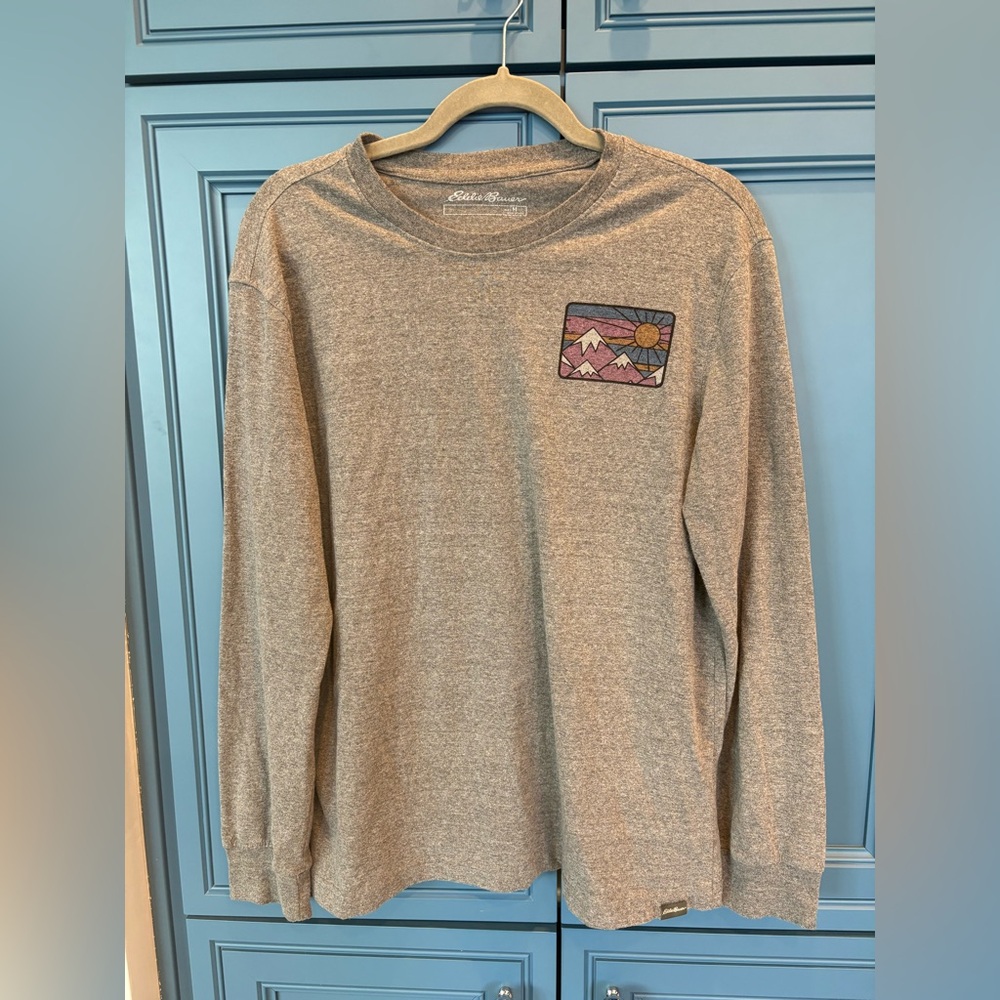 Eddie Bauer long sleeve shirt. Size m